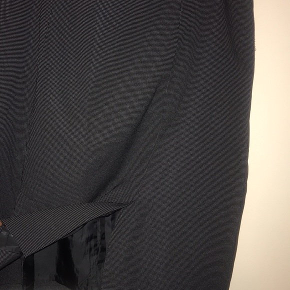 Sz: 18 Peek-a-boo skirt by Blacker - Picture 5 of 6